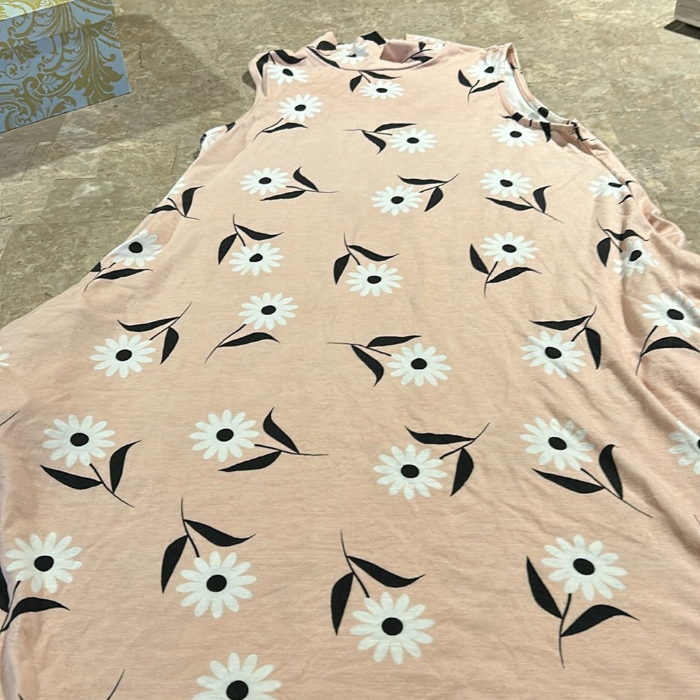 XS Agnes and Dora mock neck tunic with pockets